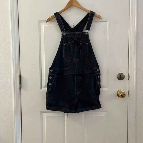 Old Navy Woman's Black Slouchy Shortie Washed Coal Jean Overall Shorts Sz Med - Picture 6 of 8